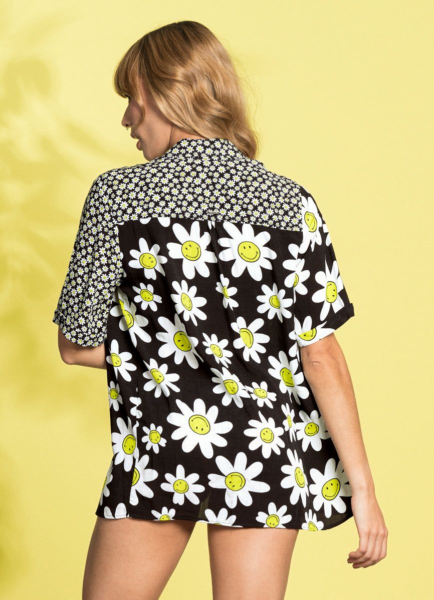 Maaji Smiley Daisy Saona Long Shirt sold by Maaji product image thumbnail 2
