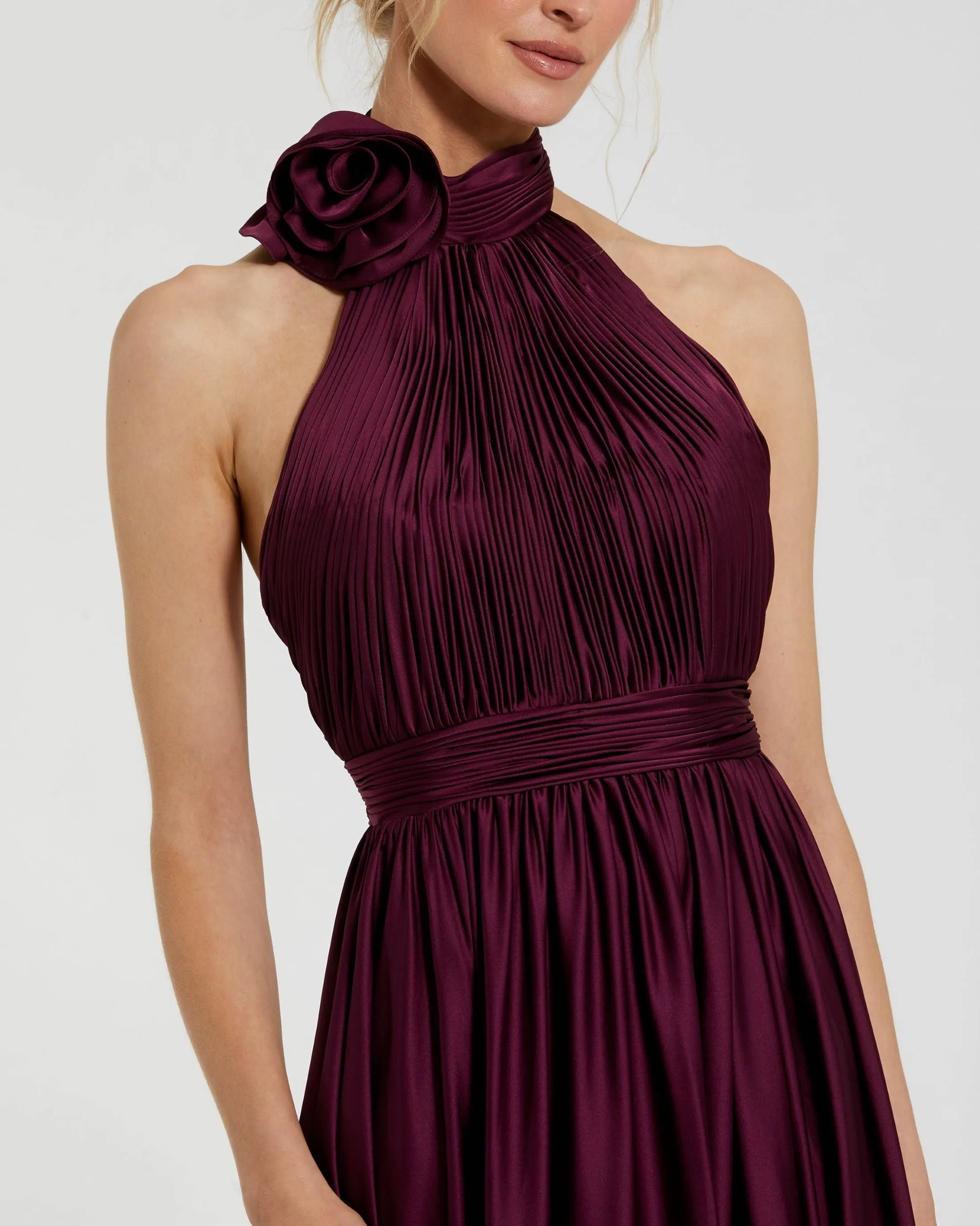Green Halter Neck Open Back Satin Gown With Slit sold by Mac Duggal product image thumbnail 2