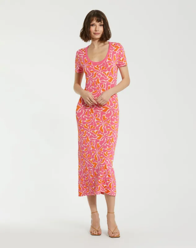 Pink Short Sleeve Scoop Neck Floral Knit Maxi Dress sold by Mac Duggal