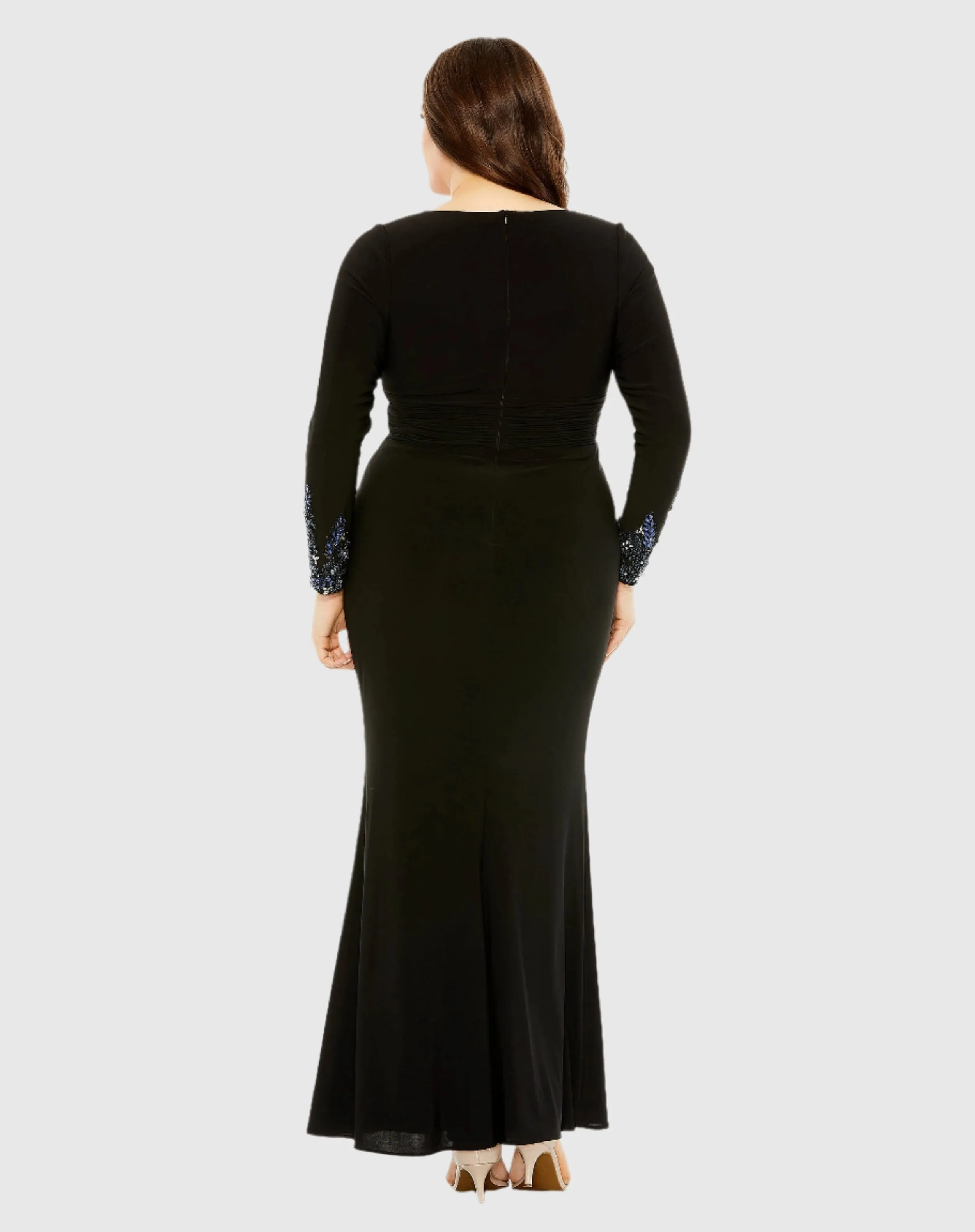 Green Long Crystal Detail Sleeve V Neck Gown sold by Mac Duggal product image thumbnail 2