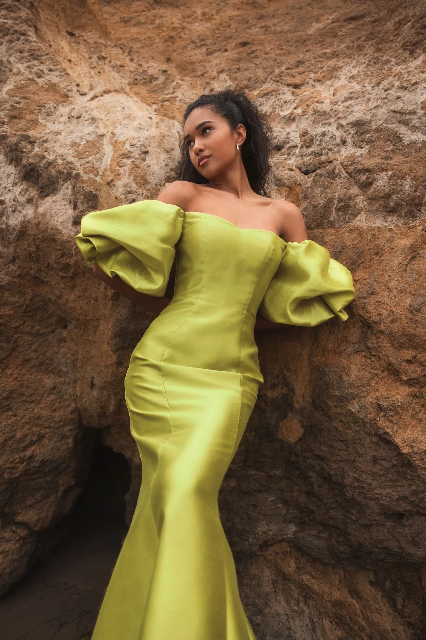 Green Sweetheart Off The Shoulder Puff Sleeve Gown sold by Mac Duggal product image thumbnail 5