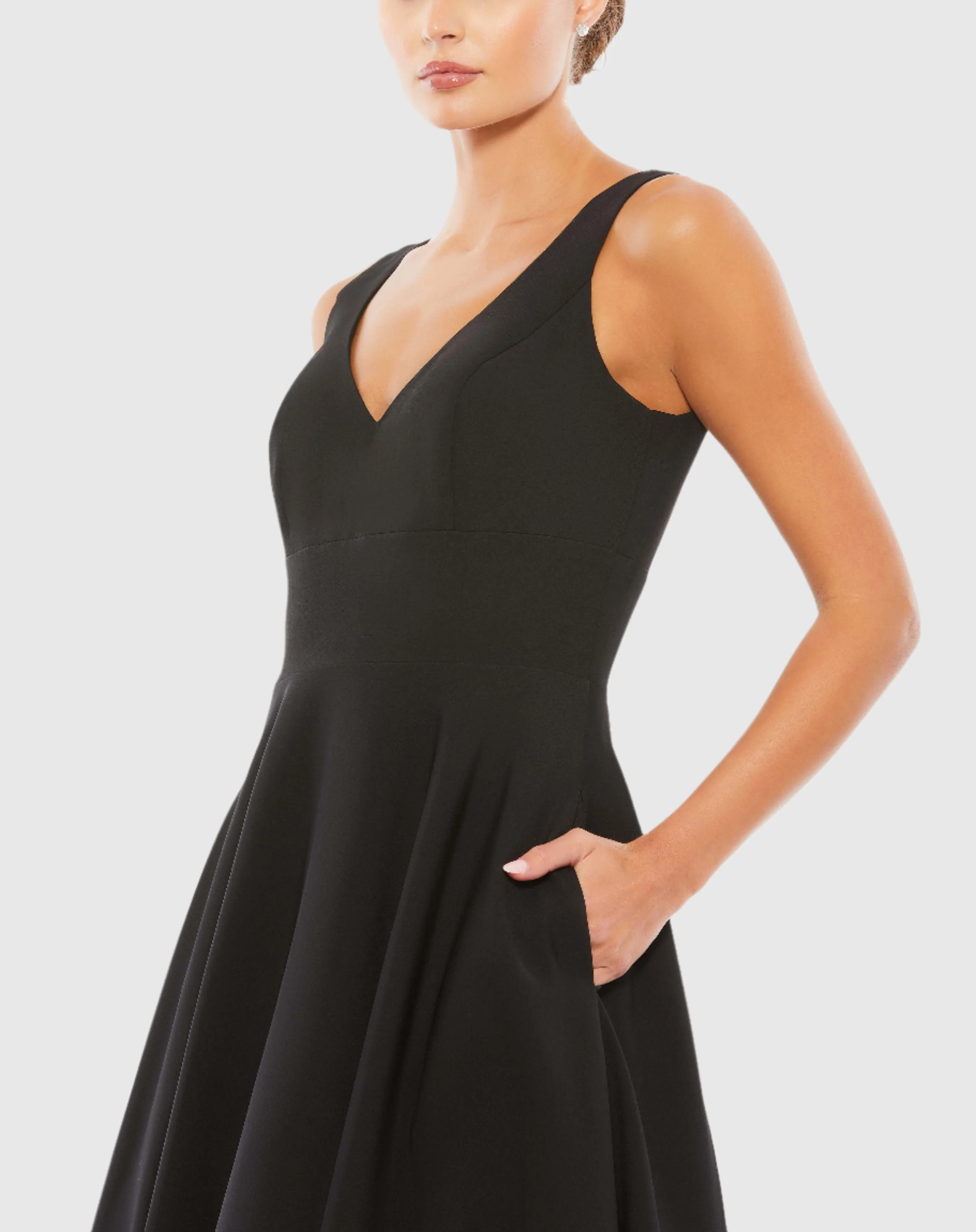Black Classic Sleeveless A-Line Gown with Pockets sold by Mac Duggal product image thumbnail 2