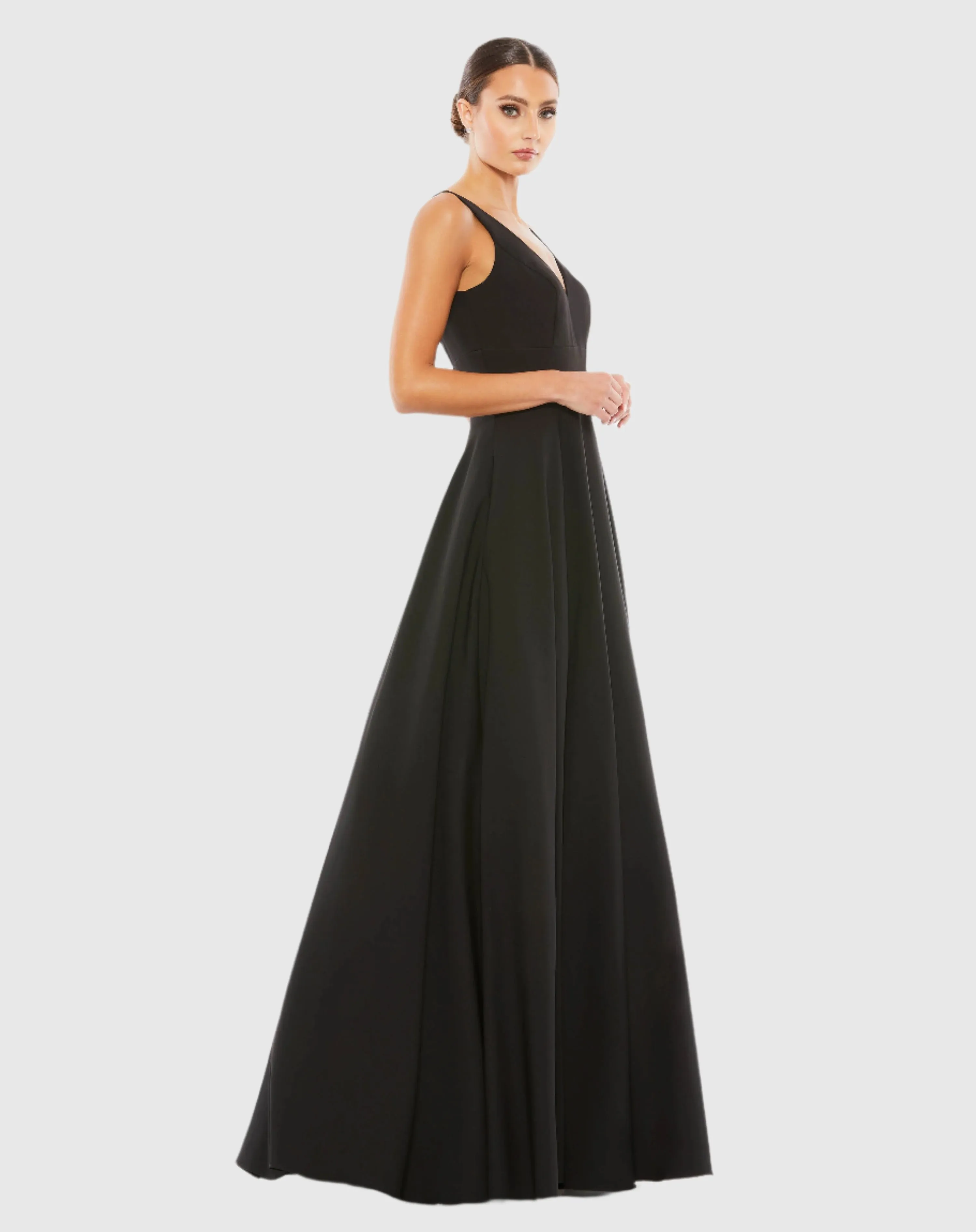 Black Classic Sleeveless A-Line Gown with Pockets sold by Mac Duggal product image thumbnail 4