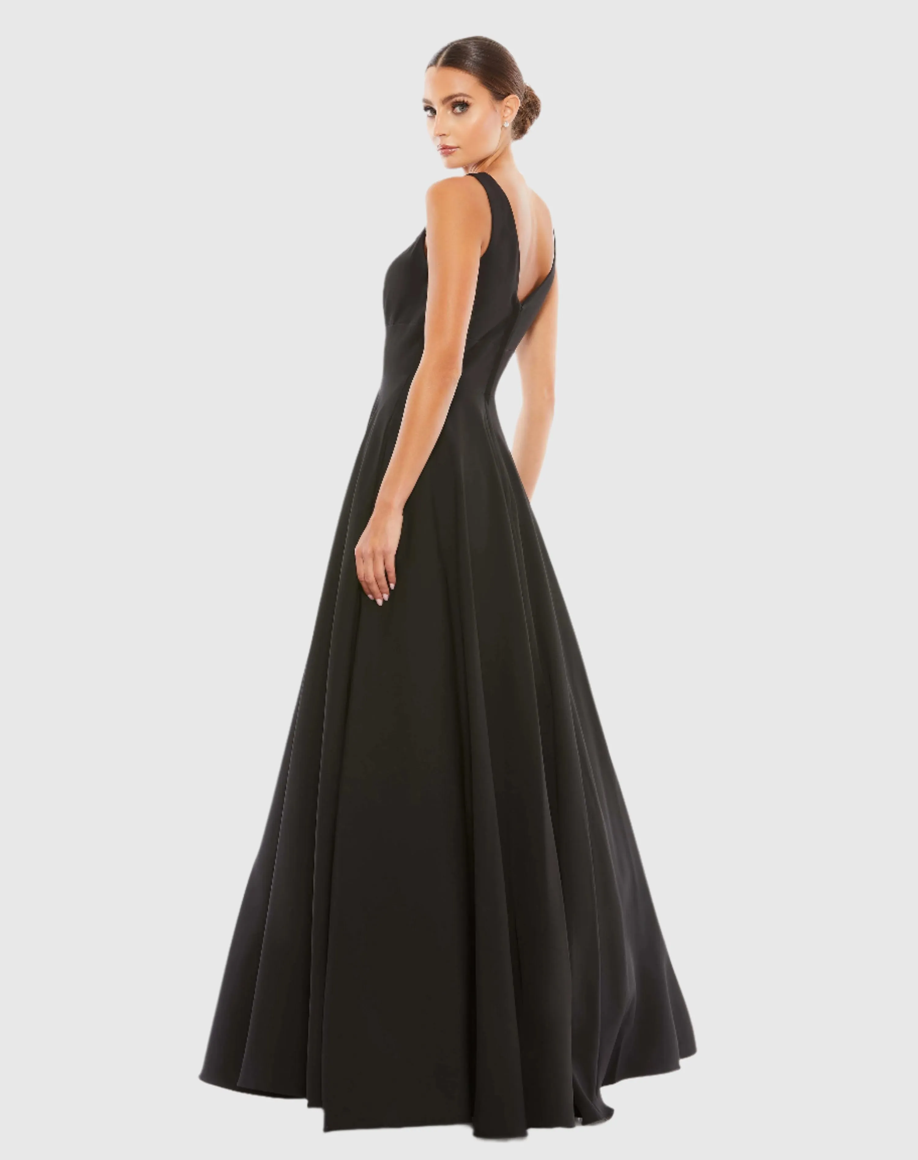 Black Classic Sleeveless A-Line Gown with Pockets sold by Mac Duggal product image thumbnail 3