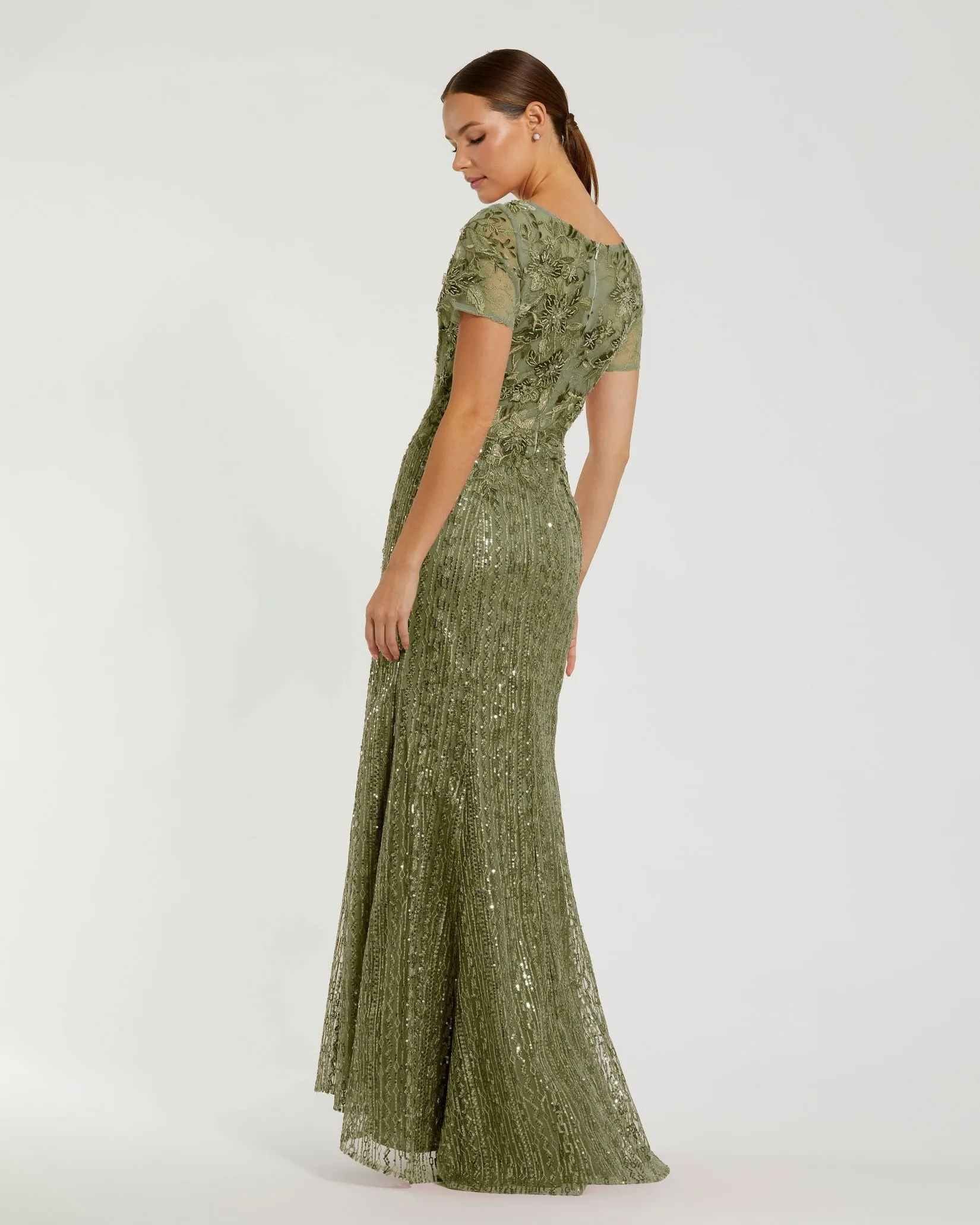 Green Embellished V Neck Cap Sleeve Trumpet Gown sold by Mac Duggal product image thumbnail 3