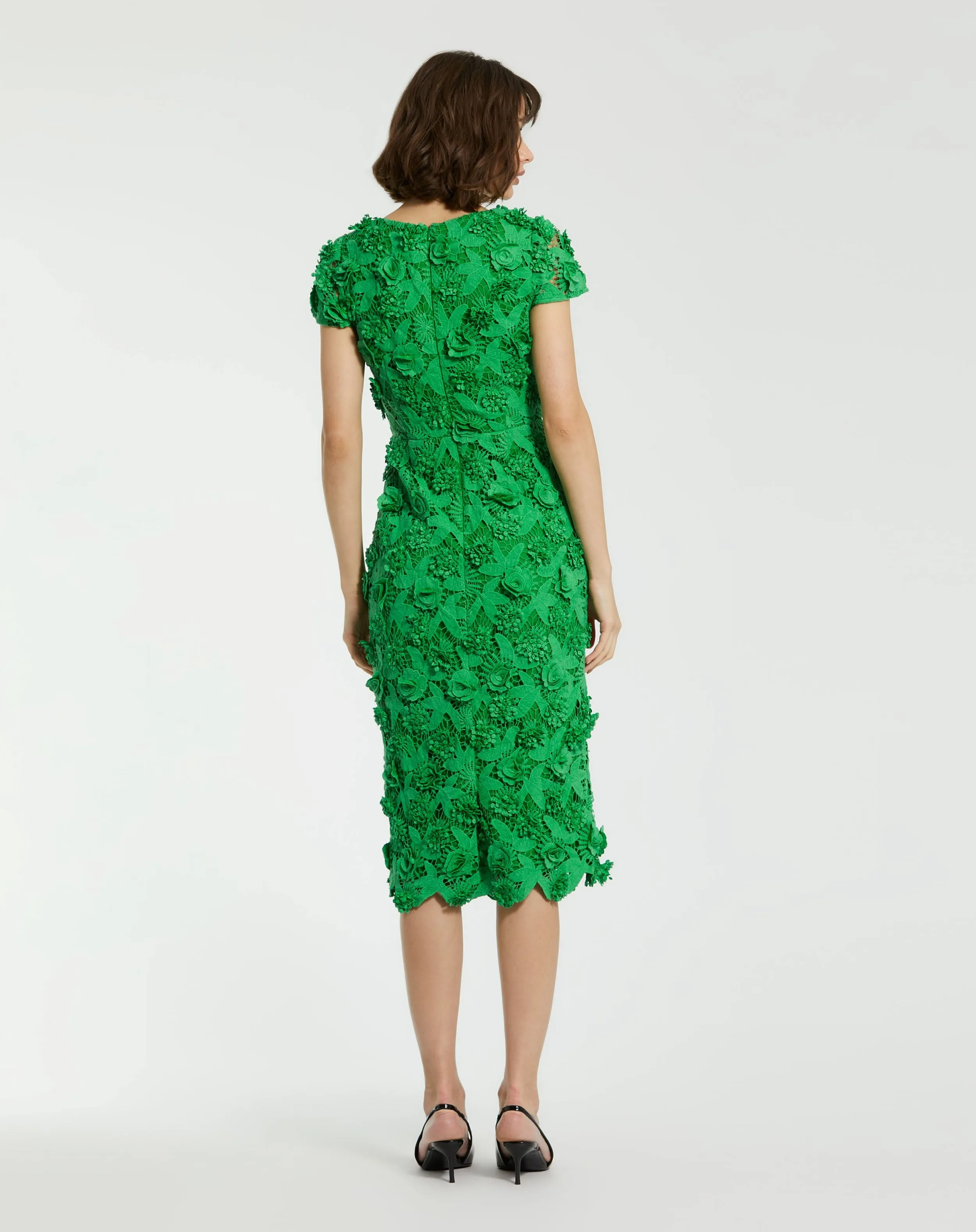 Green Floral Lace Fitted Short Sleeve Midi Dress sold by Mac Duggal product image thumbnail 4