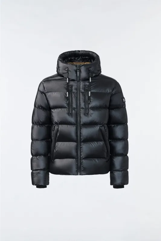 VICTOR sold by Mackage
