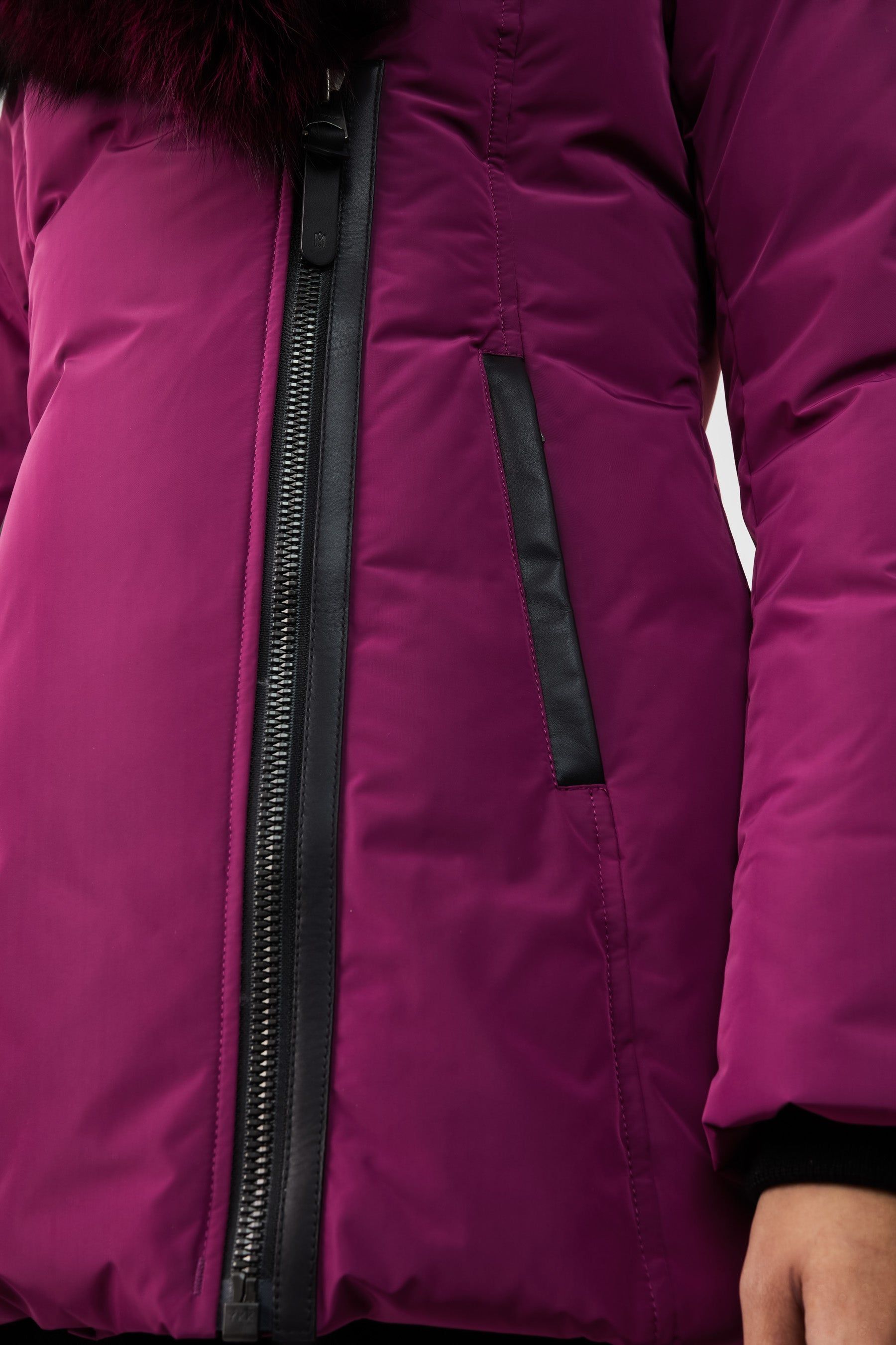 ADALI-XR sold by Mackage product image thumbnail 7