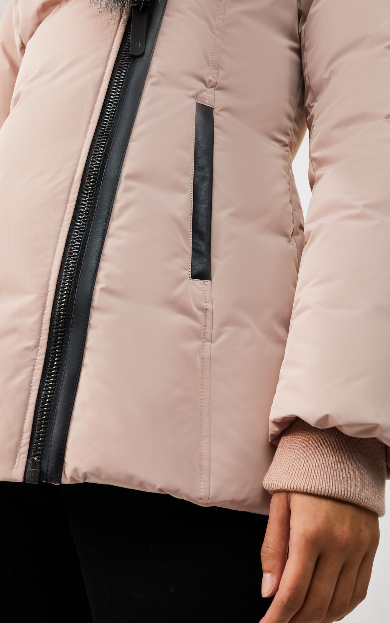 ADALI-XR sold by Mackage product image thumbnail 11