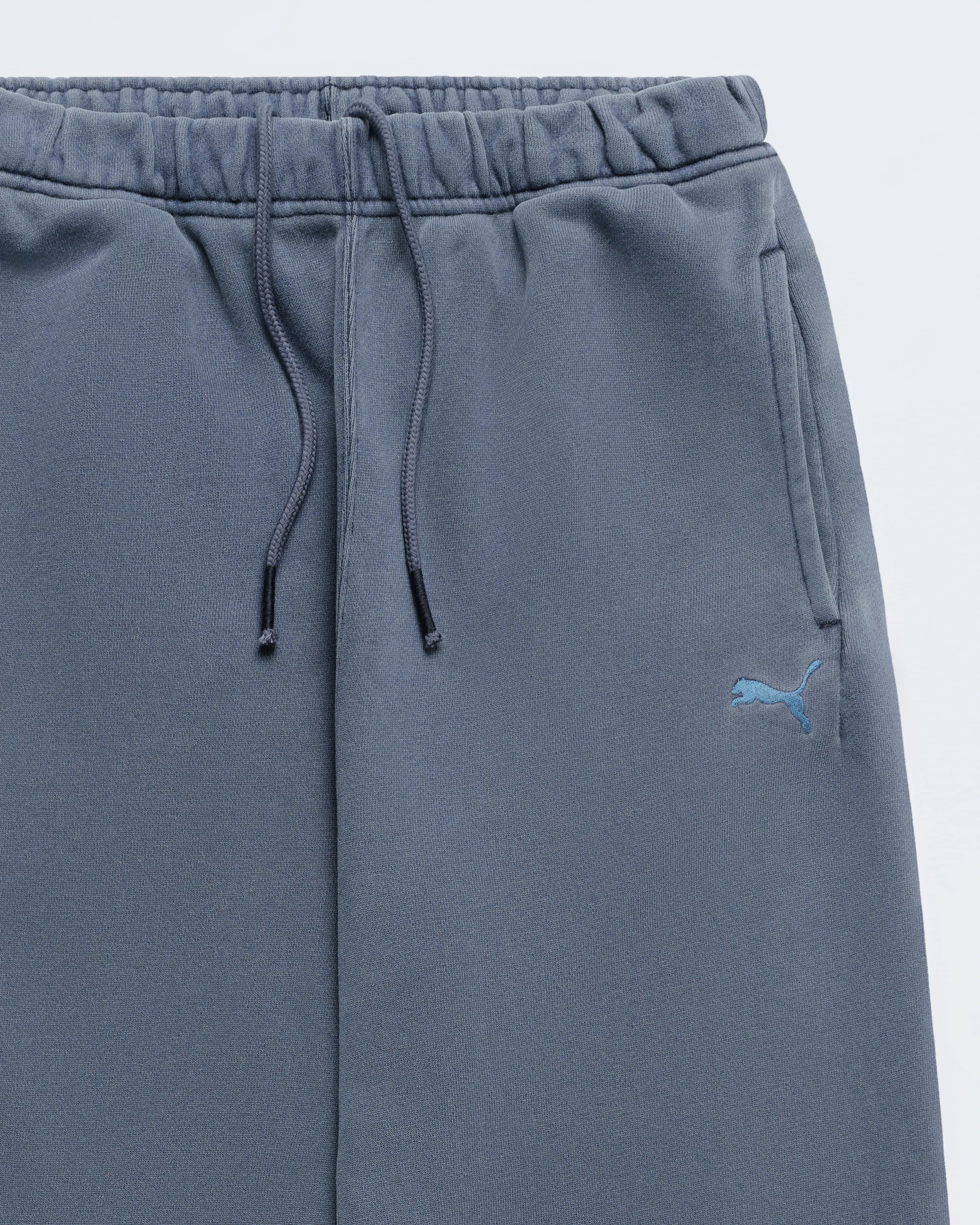 PUMA Fleece Straight Sweatpant sold by Madhappy product image thumbnail 2