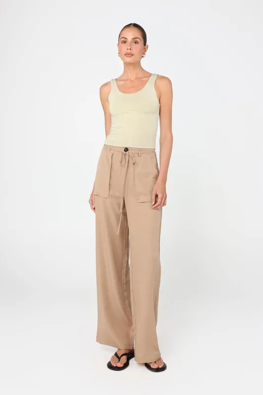 Nyles Pant | Sand made by Madison