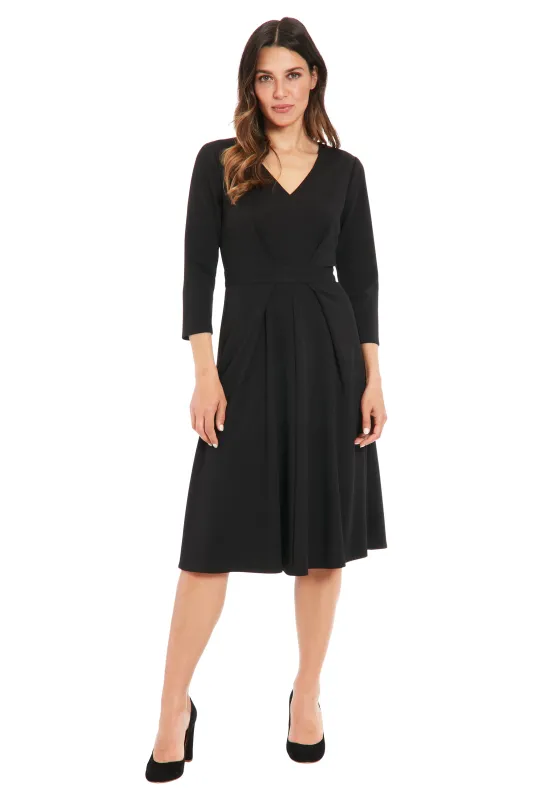 Ashley sold by Maggy London