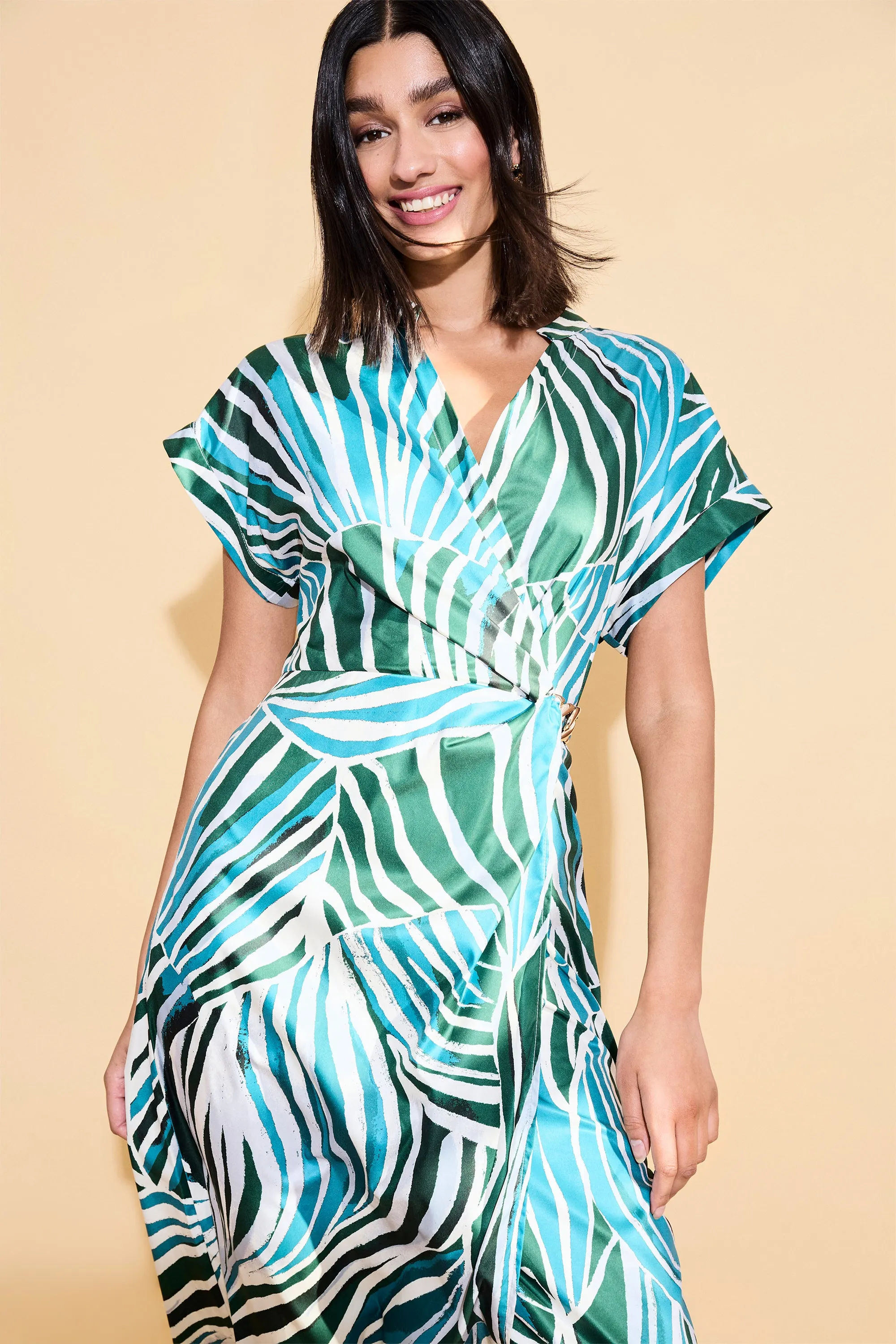 Solena Dolman Cap Sleeve Midi sold by Maggy London product image thumbnail 4