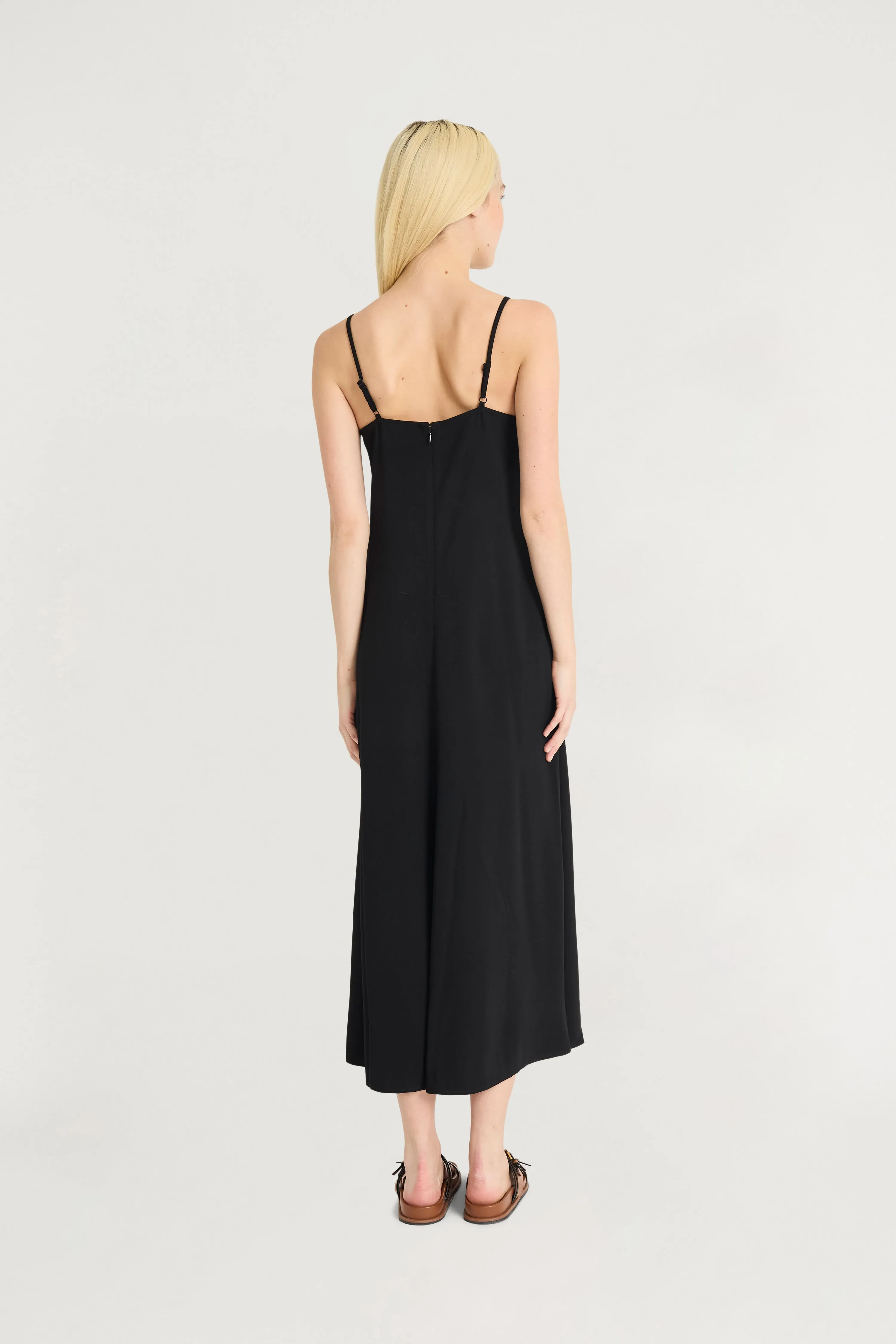 Archer sold by Maggy London product image thumbnail 4