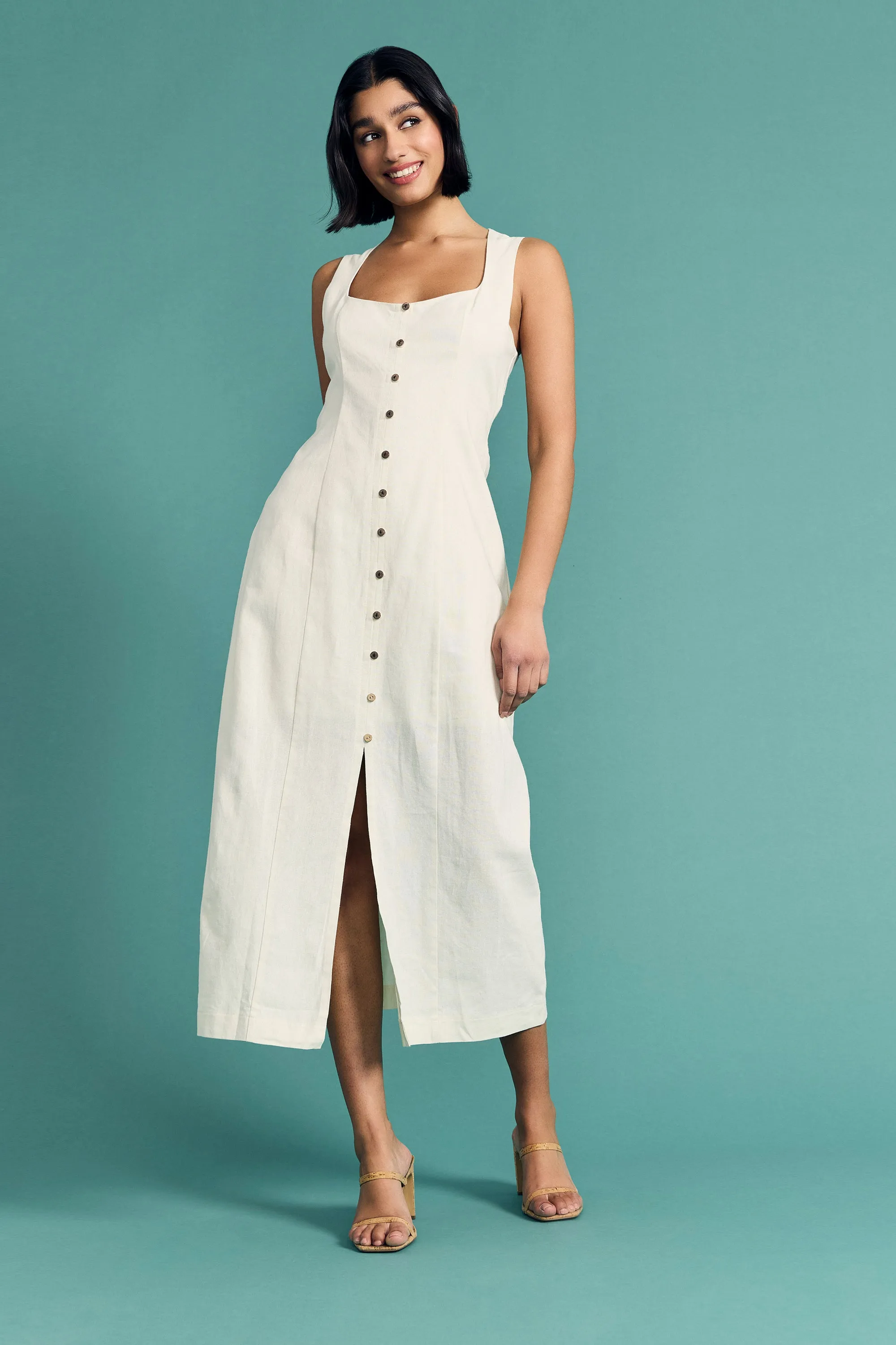 Justin Linen Scoop Neck Button Front Dress sold by Maggy London product image thumbnail 2