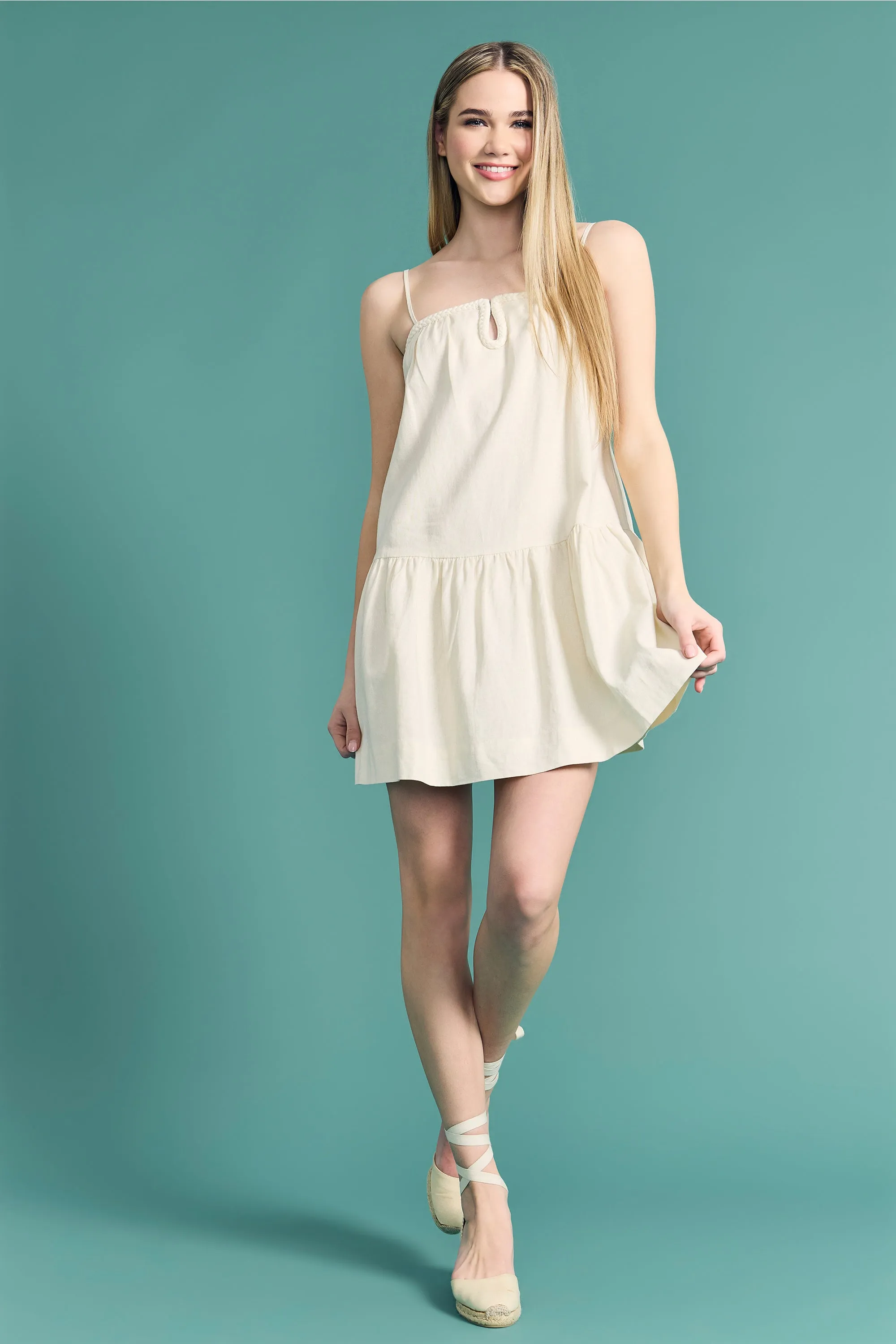 Clint Tiered Keyhole Neck Mini Dress sold by Maggy London product image thumbnail 2