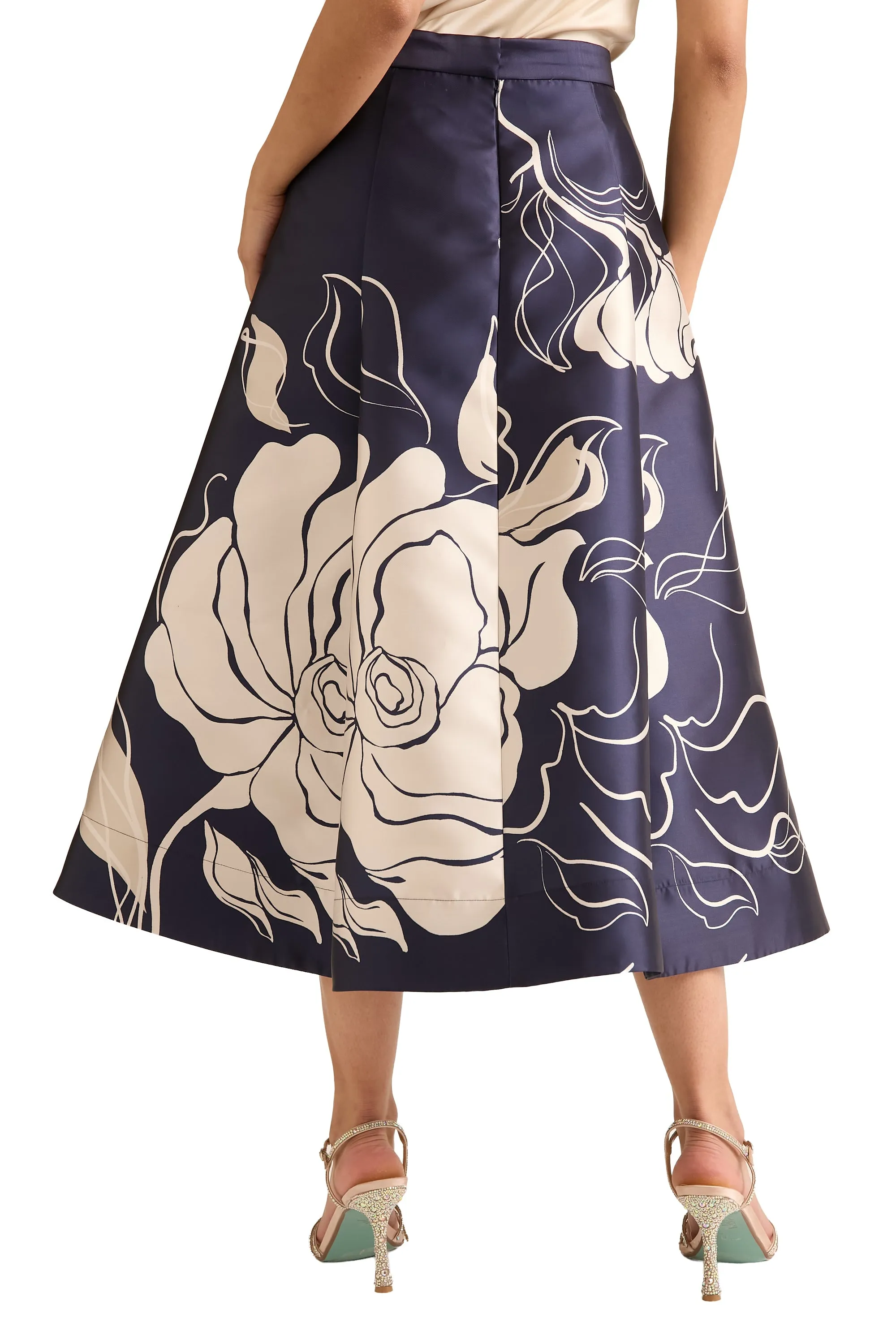 Gramercy Pleated High Low Skirt in Floral Eclipse sold by Maggy London product image thumbnail 5