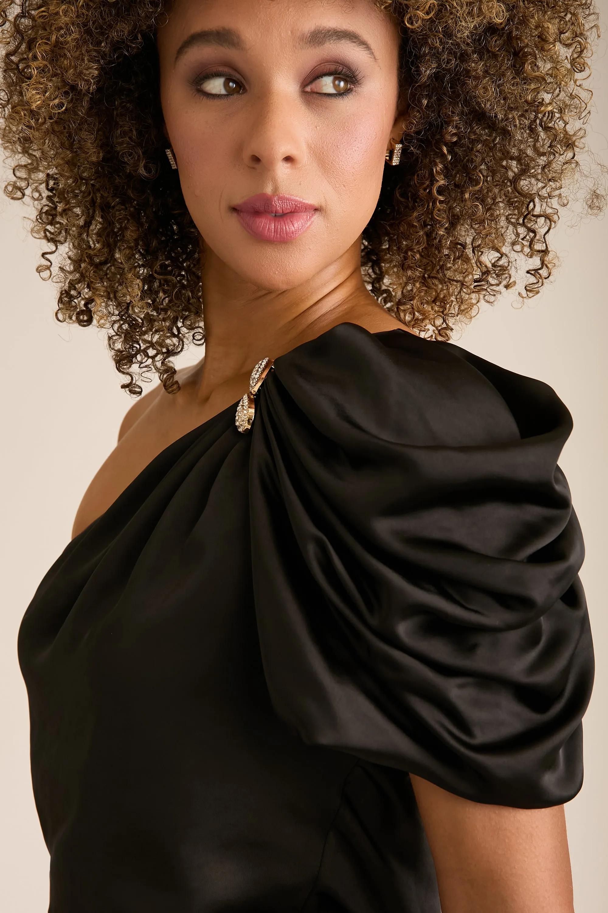 Ellis One Shoulder Puff Pleat Blouse sold by Maggy London product image thumbnail 2