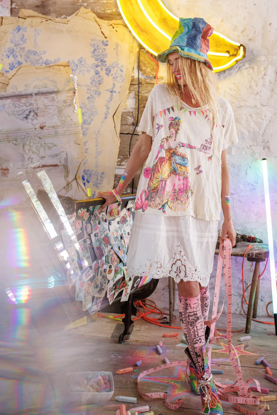 Queens Cake Tee sold by Magnolia Pearl product image thumbnail 4