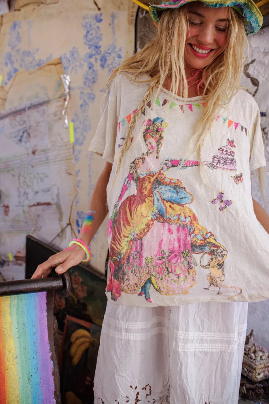 Queens Cake Tee sold by Magnolia Pearl product image thumbnail 3