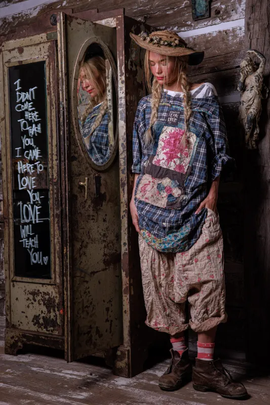 Peña Shirt sold by Magnolia Pearl