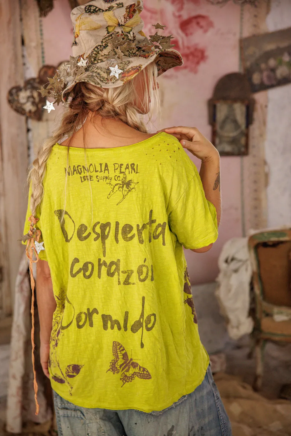 Butterfly Despierta Corazón Tee sold by Magnolia Pearl product image thumbnail 3