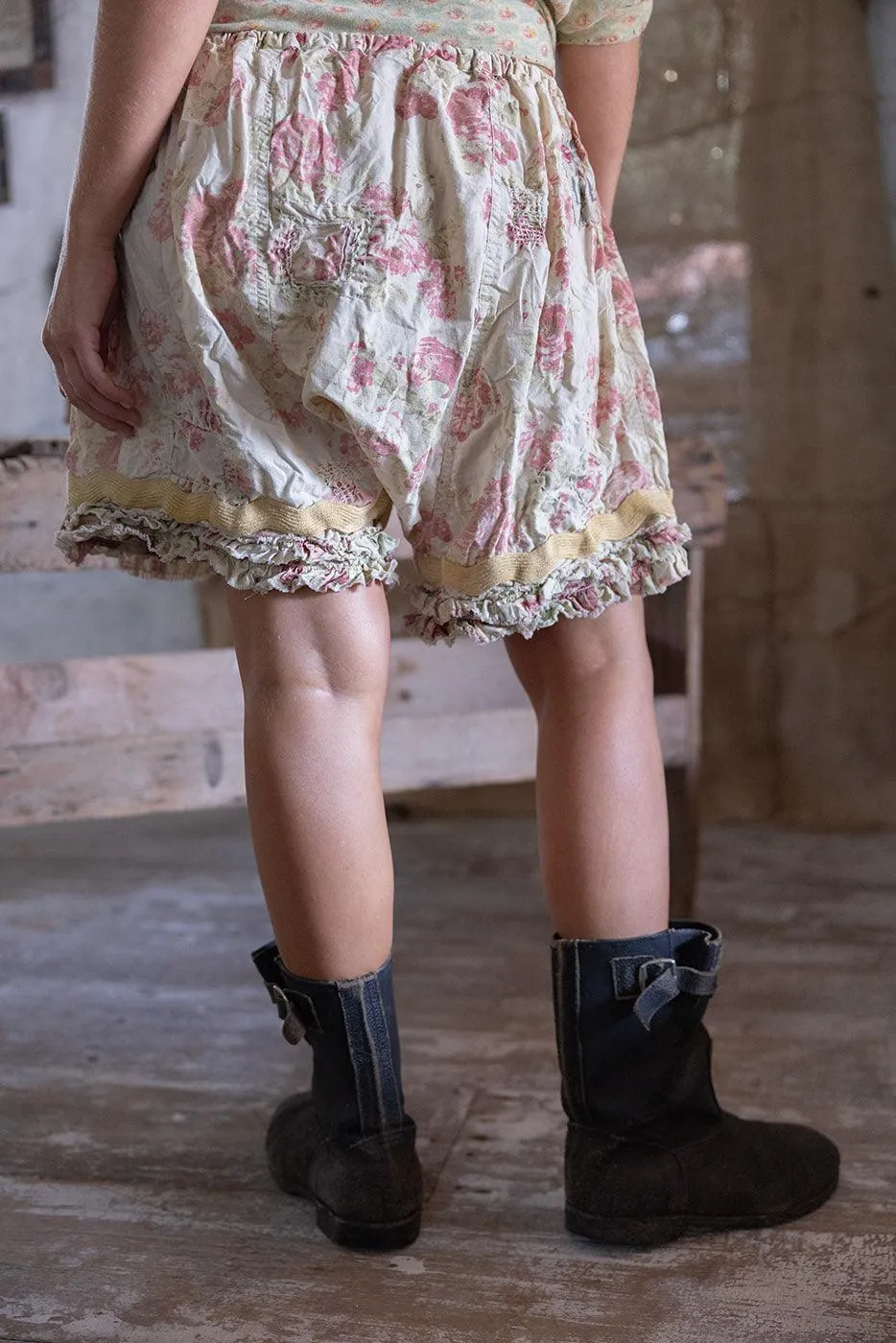 Khloe Shorts sold by Magnolia Pearl product image thumbnail 5