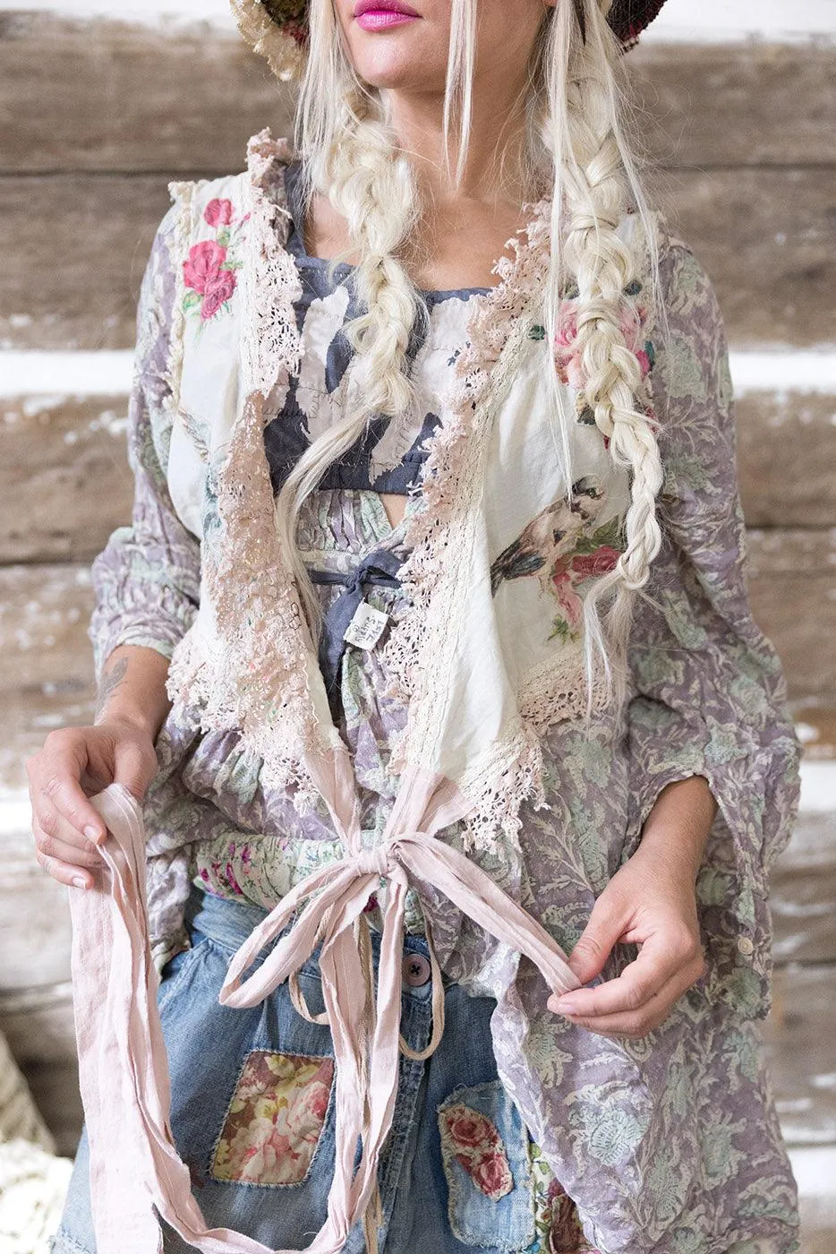 Appliqué Faustine Wrap sold by Magnolia Pearl product image thumbnail 4