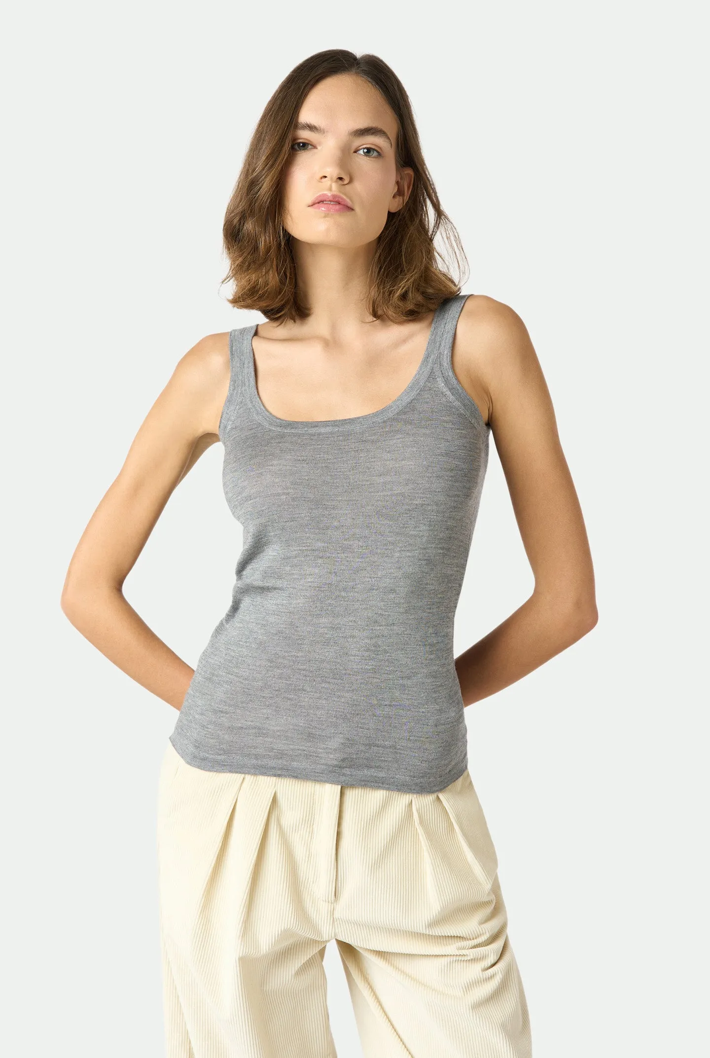 Canotta in cashmere seta sold by Malo product image thumbnail 2