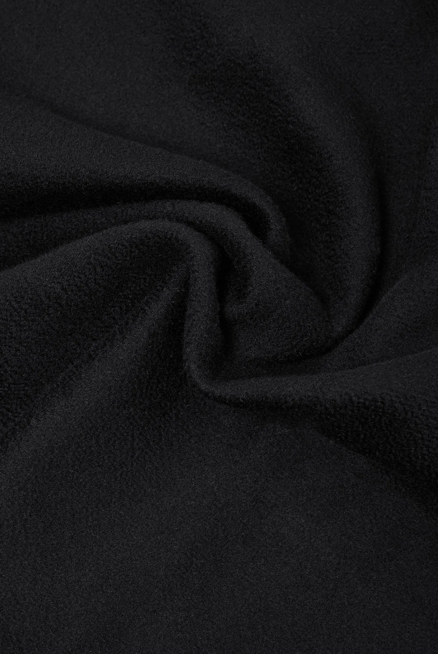 Losanga in luxury cashmere sold by Malo product image thumbnail 3