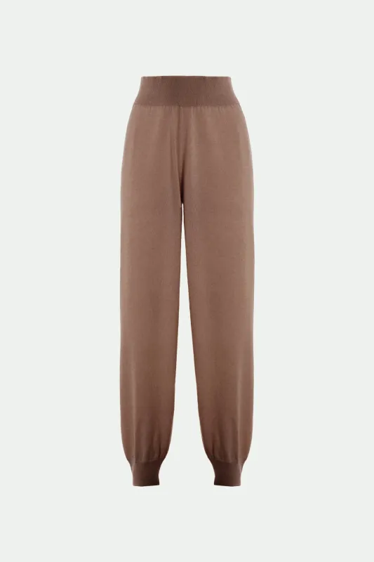 Pantalone jogger in luxury cashmere sold by Malo