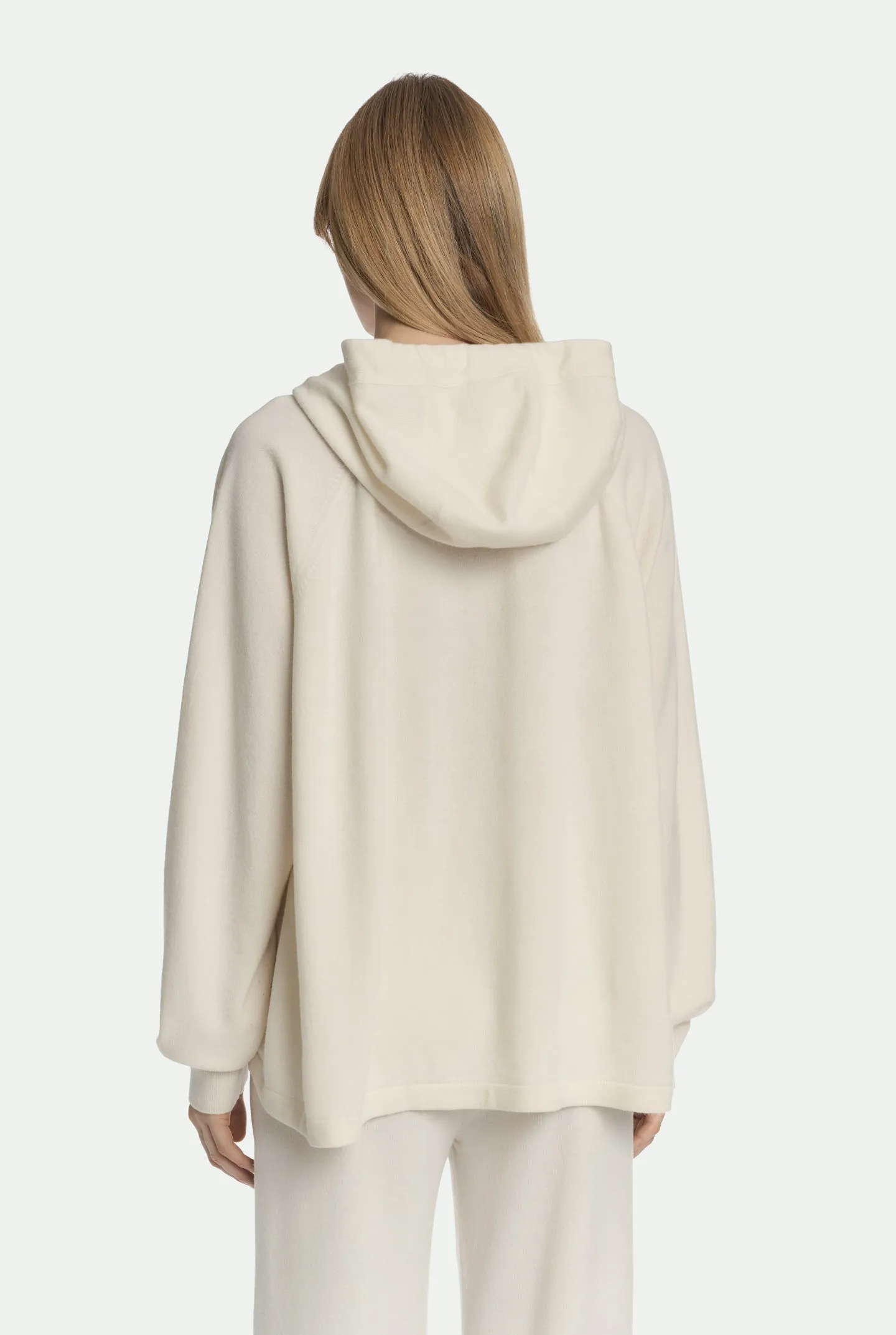 Felpa in luxury cashmere sold by Malo product image thumbnail 5