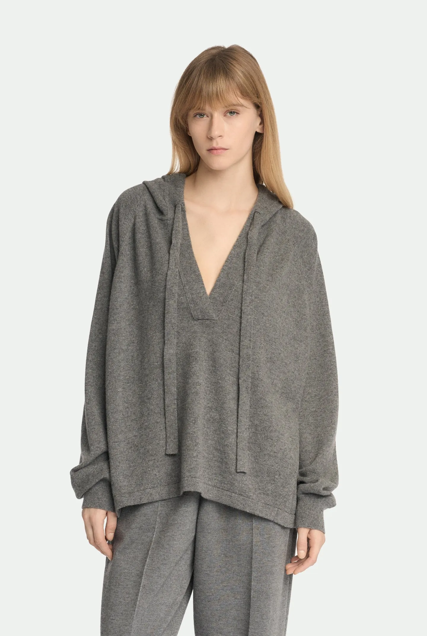 Felpa in luxury cashmere sold by Malo product image thumbnail 4