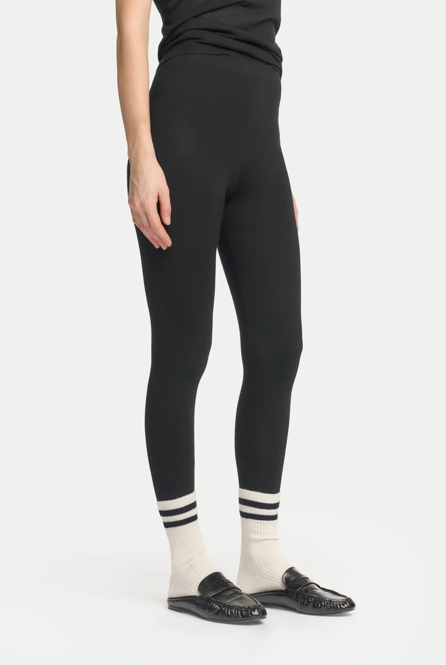 Leggings in luxury cashmere sold by Malo product image thumbnail 4