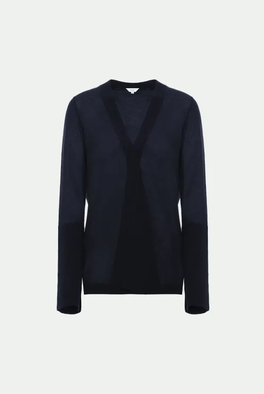 Cardigan in cashmere ultra-fine made by Malo