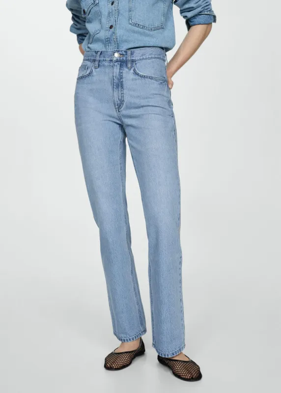 Jeans rectos tiro medio -  Mujer | Mango España sold by Mango