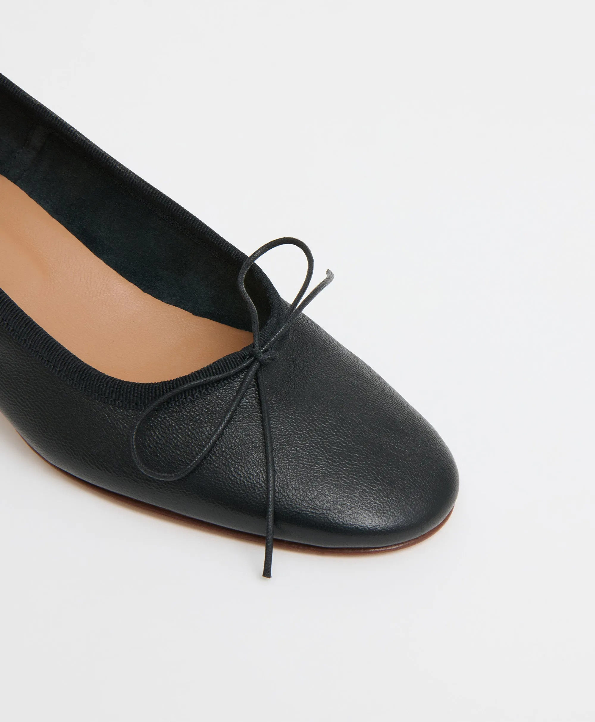 Dance Kitten - Black sold by Mansur Gavriel product image thumbnail 4