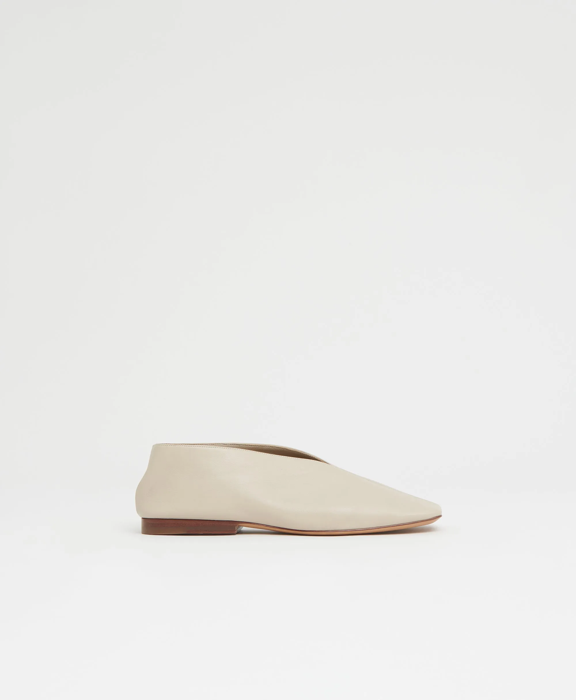 Square Soft V - Light Grey sold by Mansur Gavriel