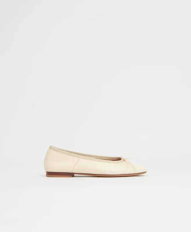 Dance Ballerina - Jasmine sold by Mansur Gavriel