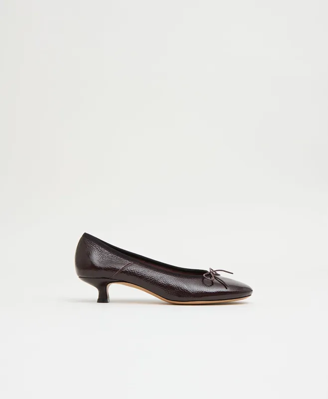 Dance Kitten - Aubergine Naplak made by Mansur Gavriel
