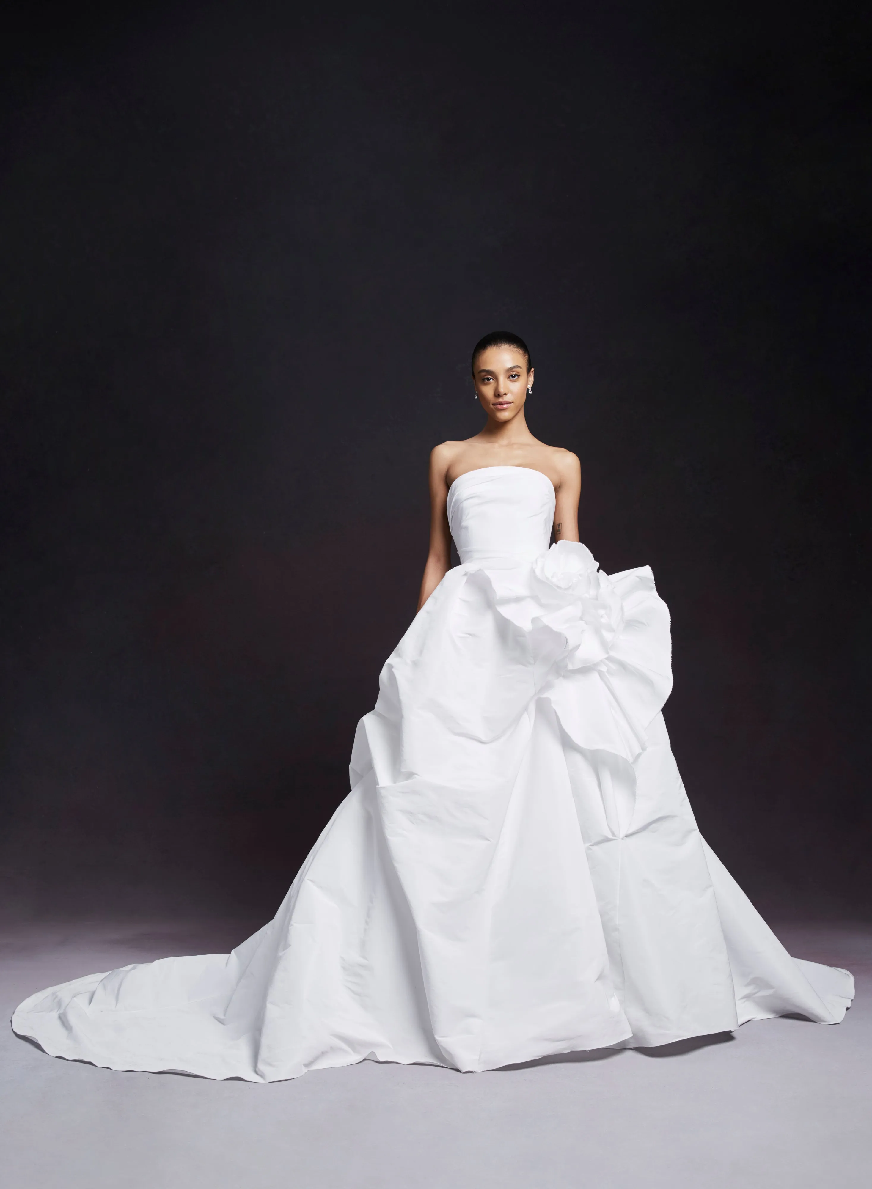 Alicia sold by Marchesa