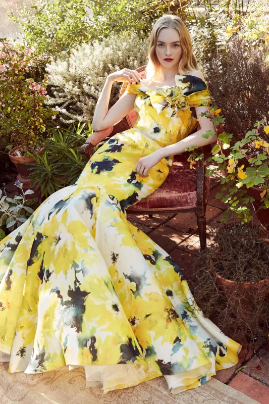 Look 1 sold by Marchesa