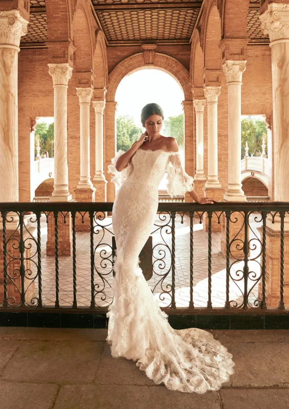 Paulanda sold by Marchesa