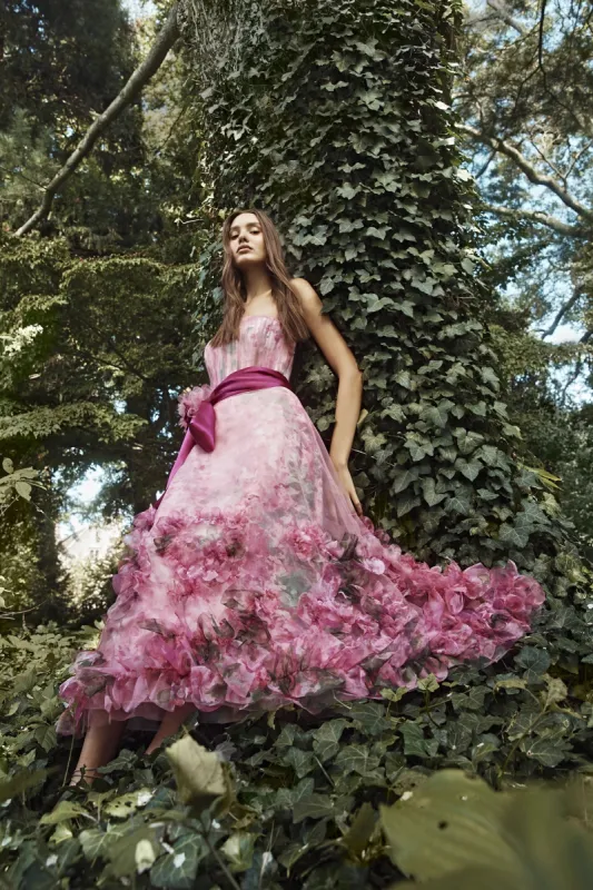 Look 1 sold by Marchesa