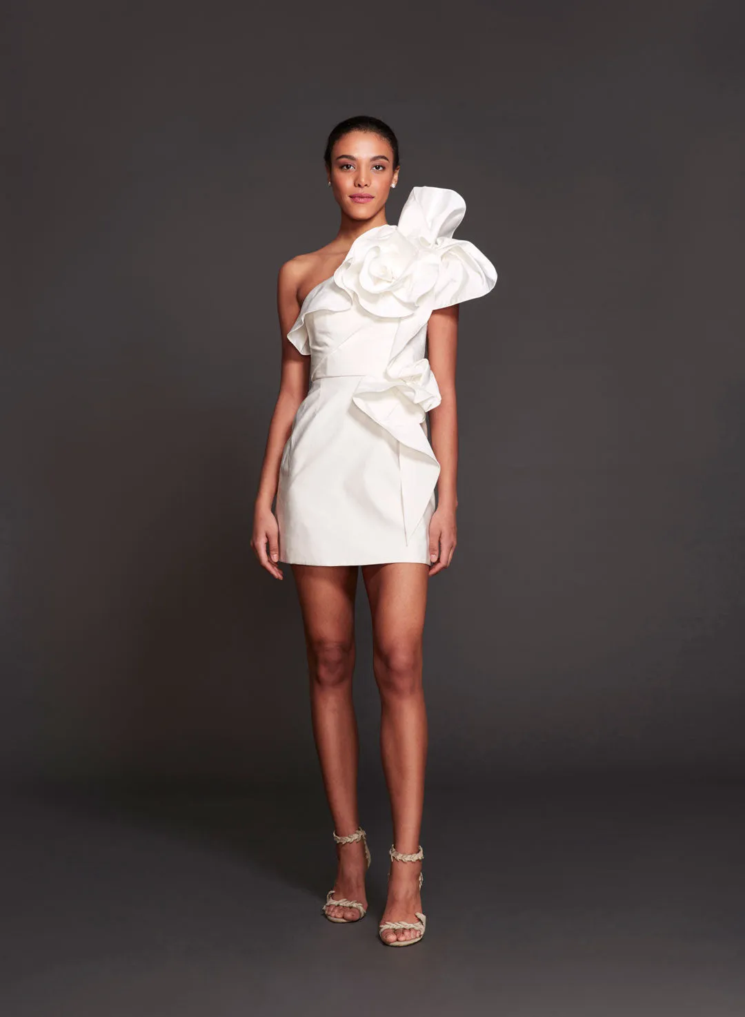 Kit sold by Marchesa