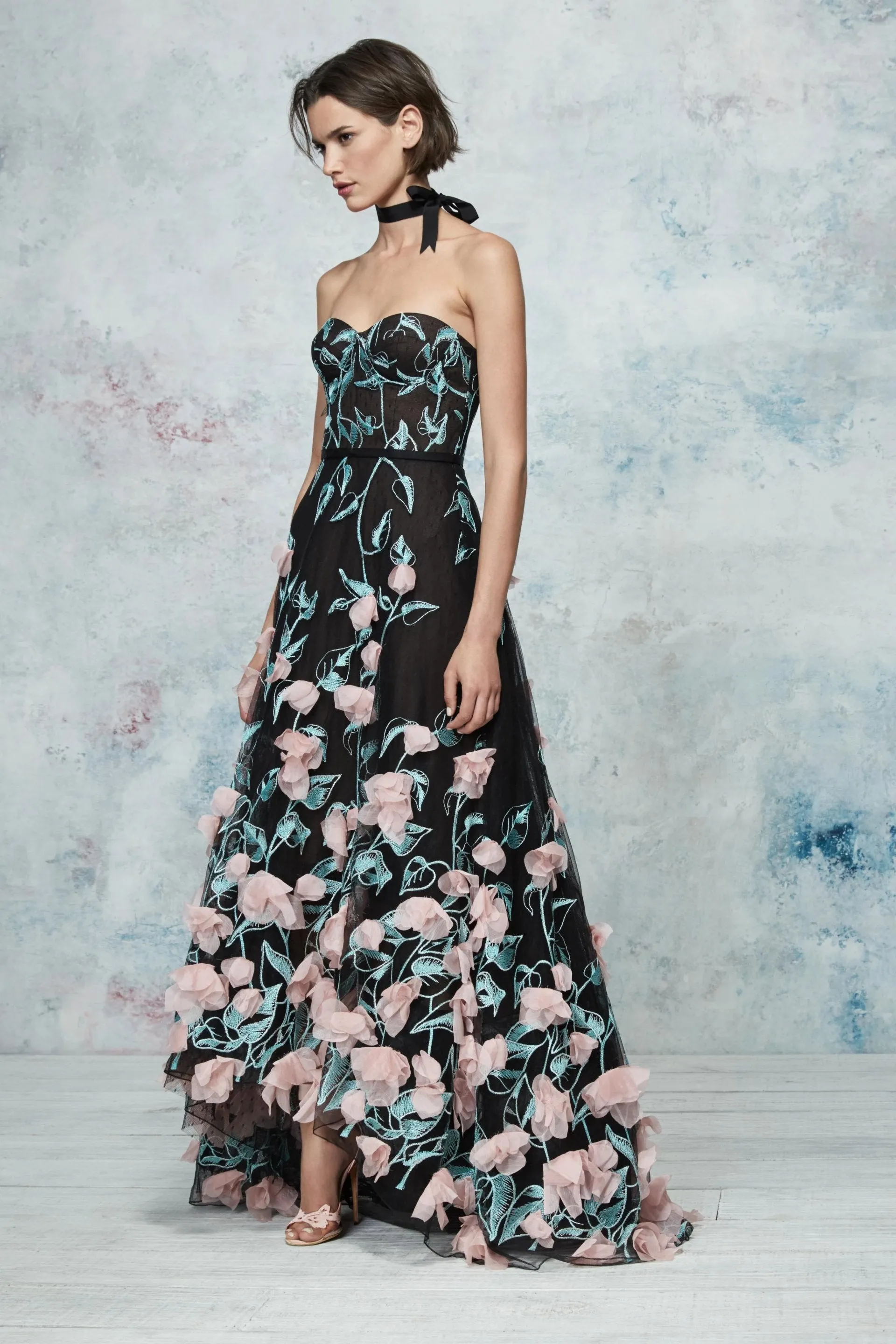 Look 10 sold by Marchesa
