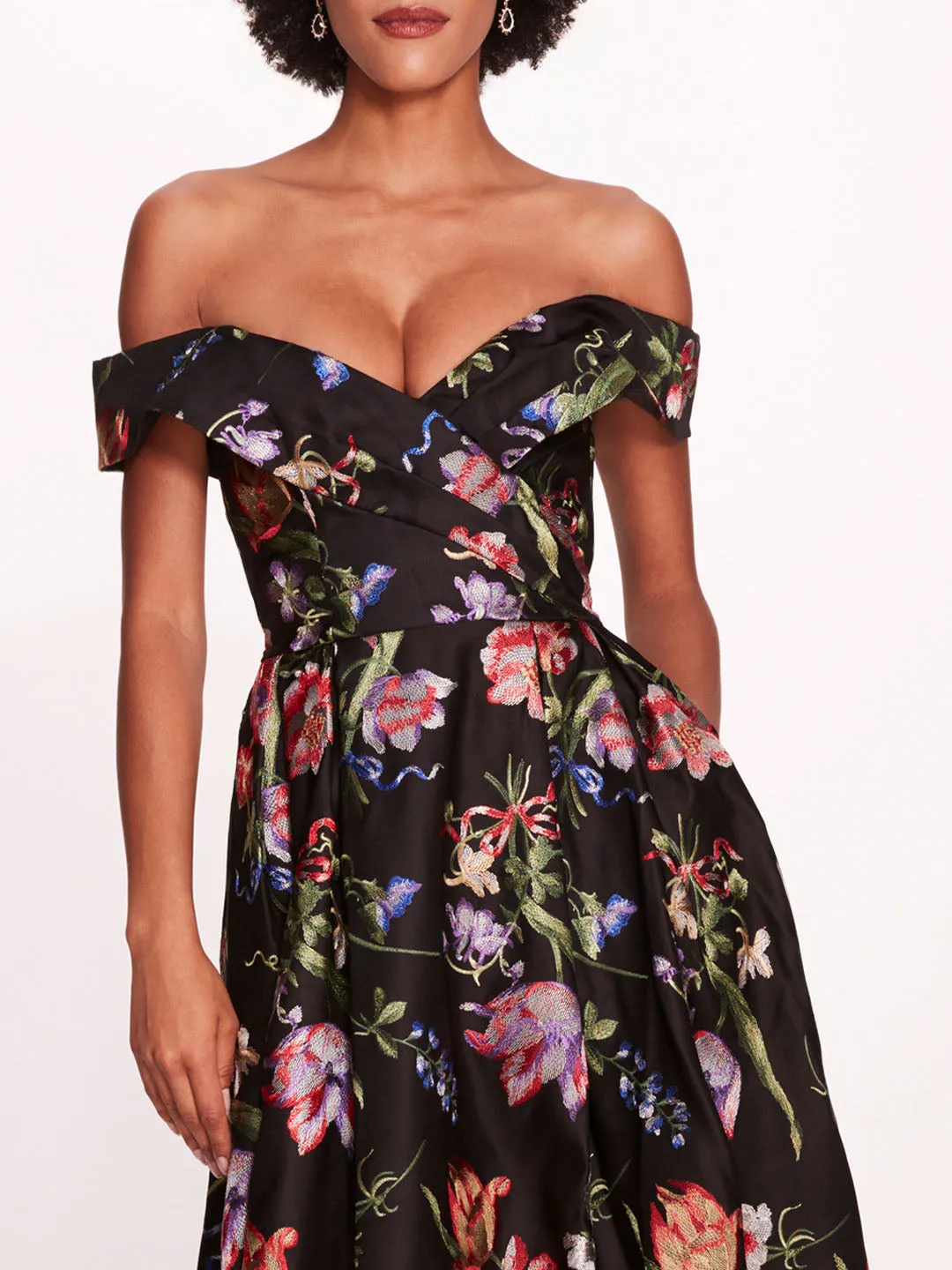 Alex Gown sold by Marchesa product image thumbnail 4