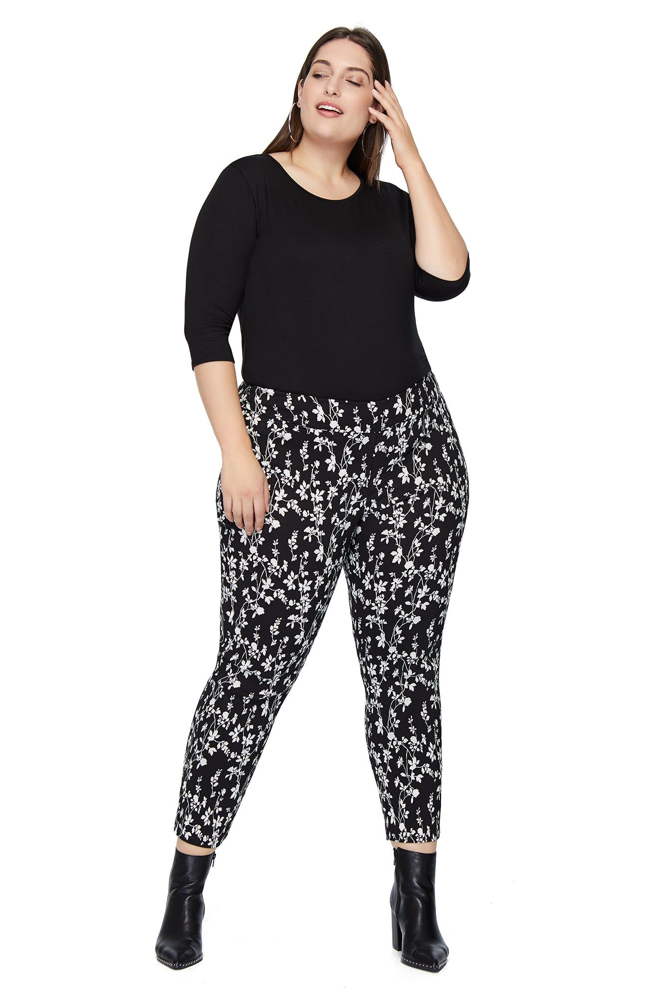 Marlie Black/White Floral Slimming Pant sold by Margaret M