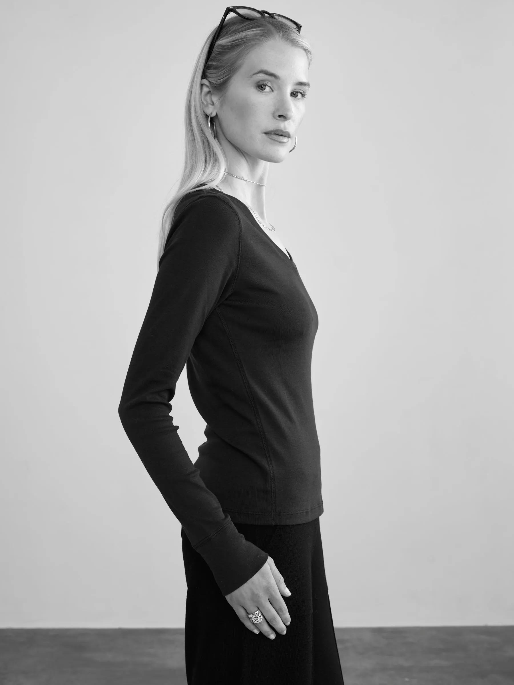 RIBBED COTTON L/S V-NECK sold by Margaret O'Leary product image thumbnail 4