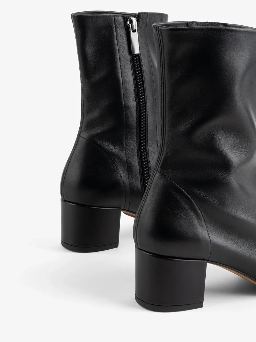 CARLTON sold by Margaret O'Leary product image thumbnail 3